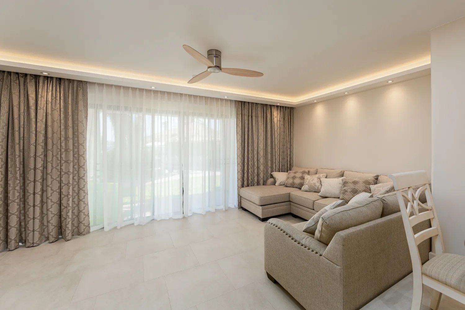 Property image - full photo 27