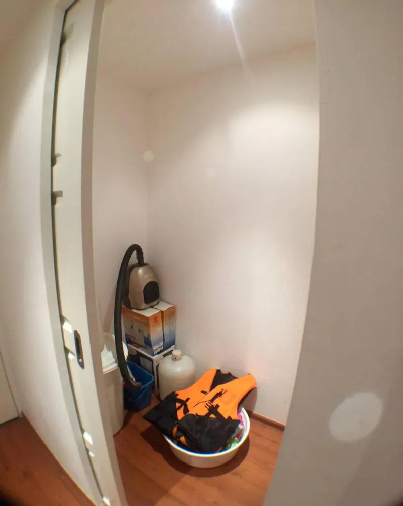 Property image - full photo 15