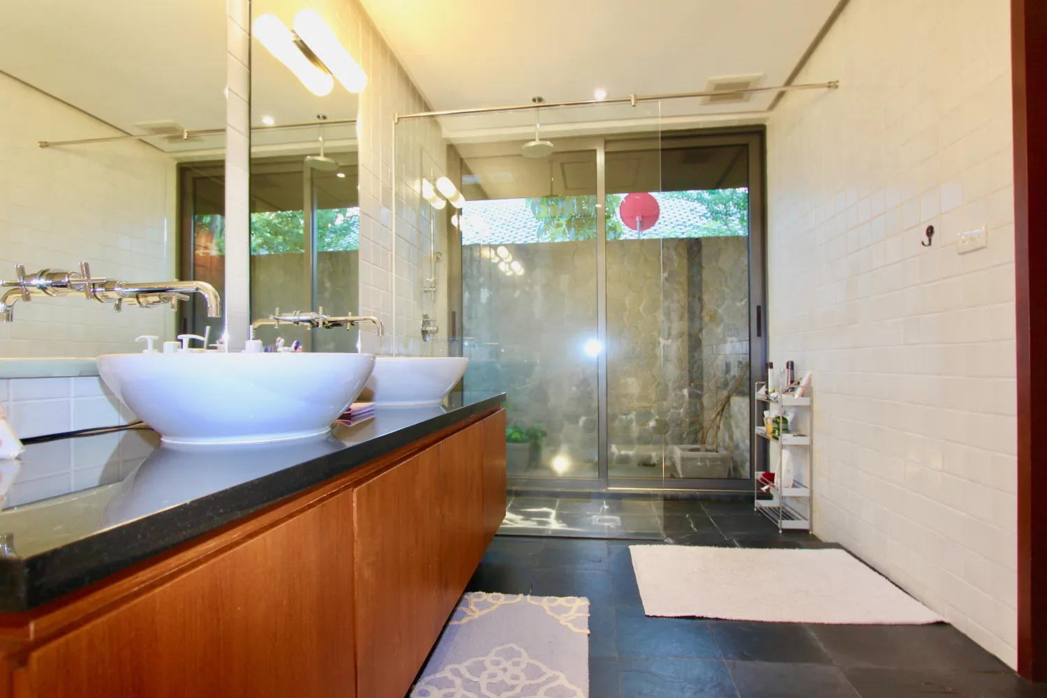 Property image - full photo 42
