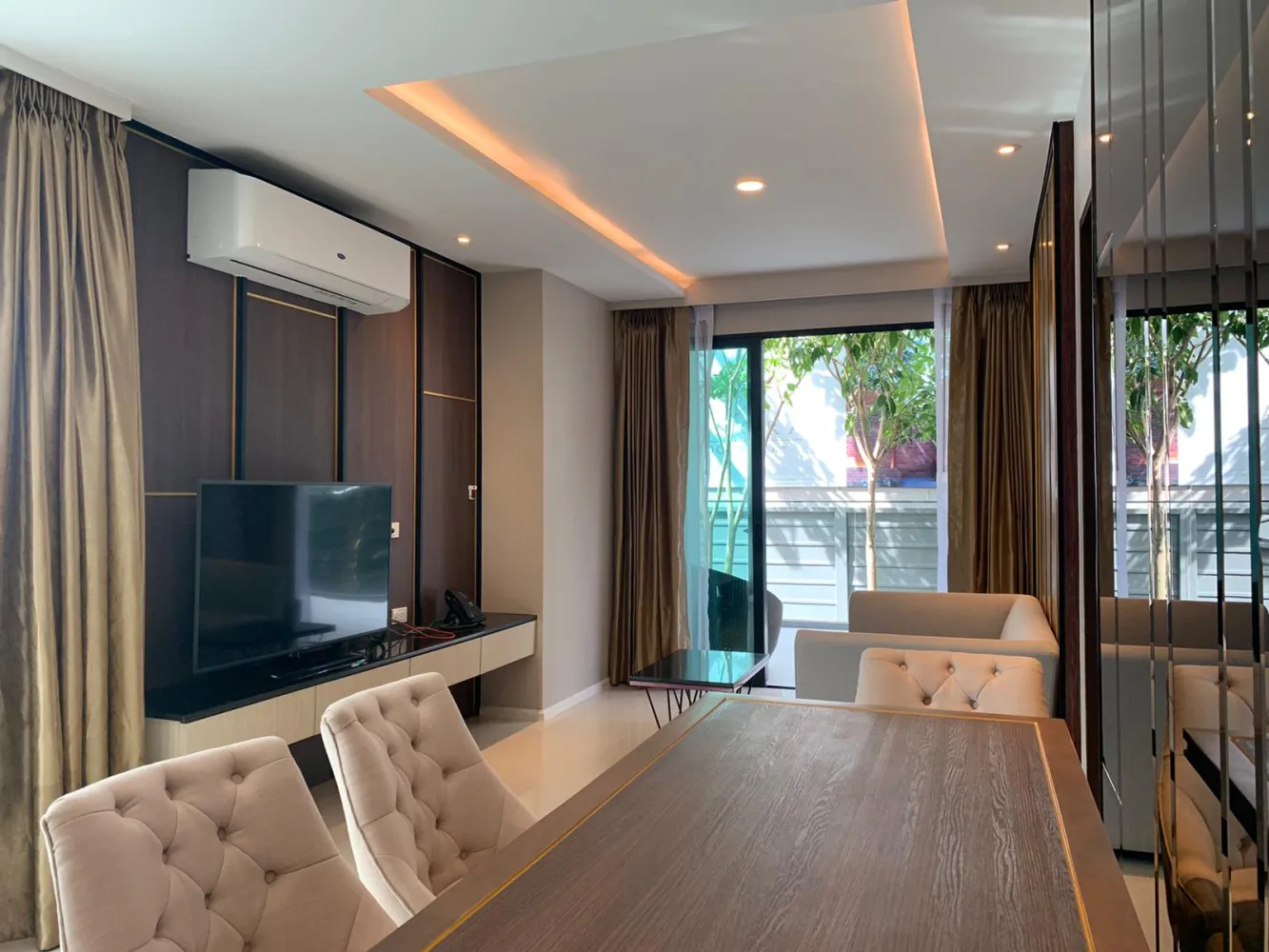 Property image - full photo 54