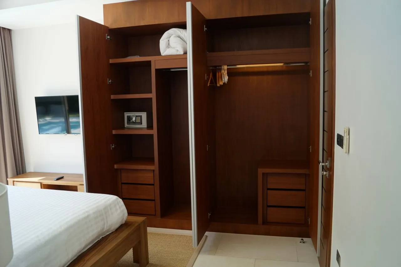 Property image - full photo 10