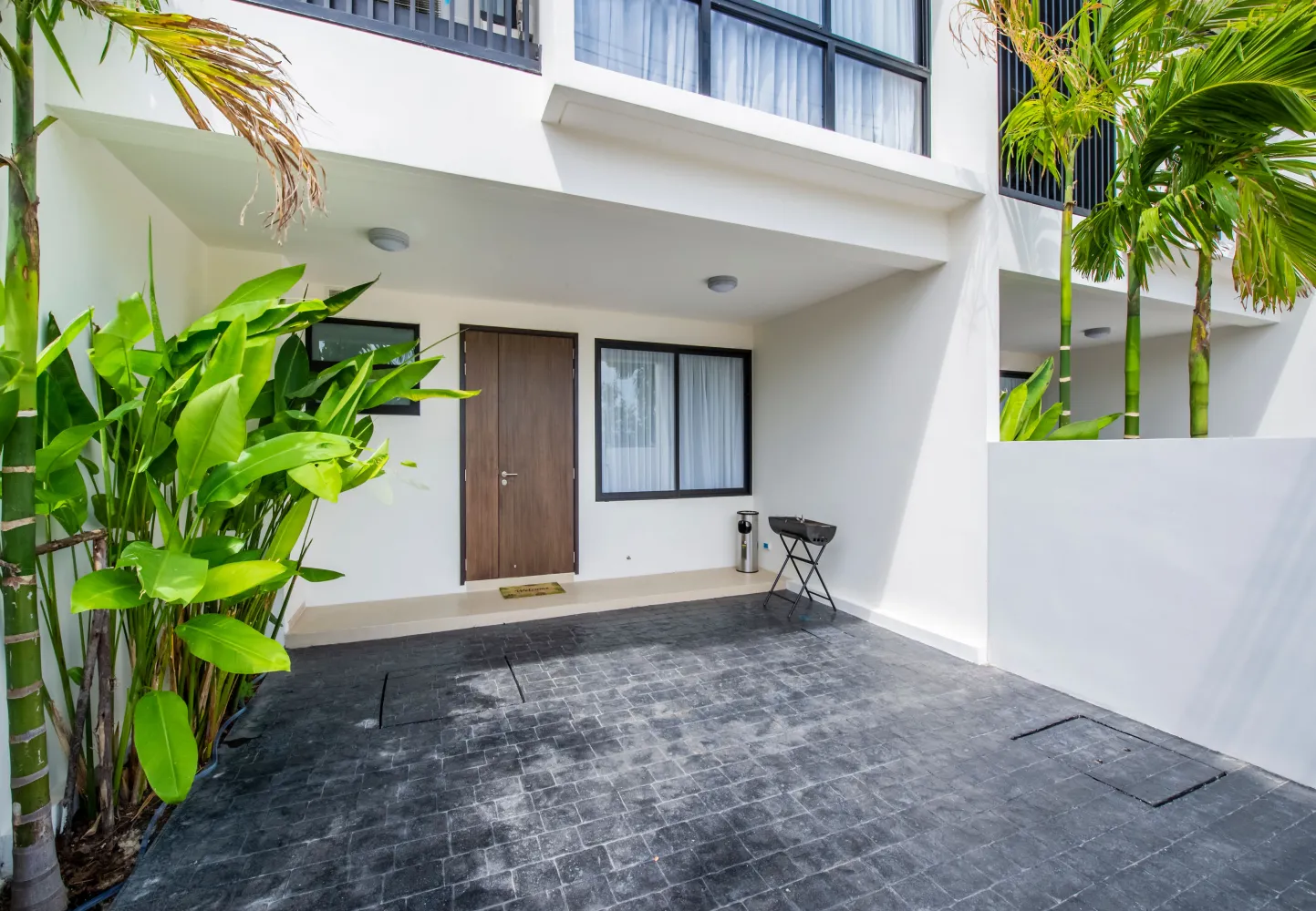 Property image - full photo 4