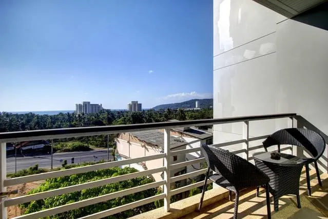 Property image - full photo 11