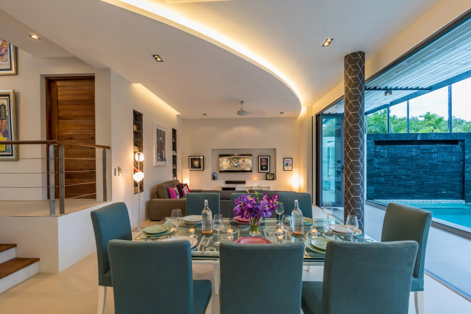 Property image - full photo 8