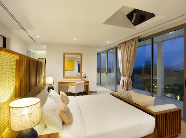 Property image - full photo 6