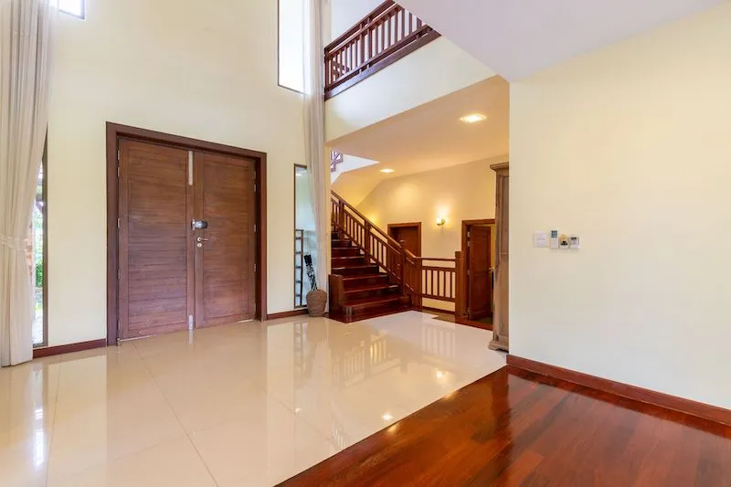 Property image - full photo 54