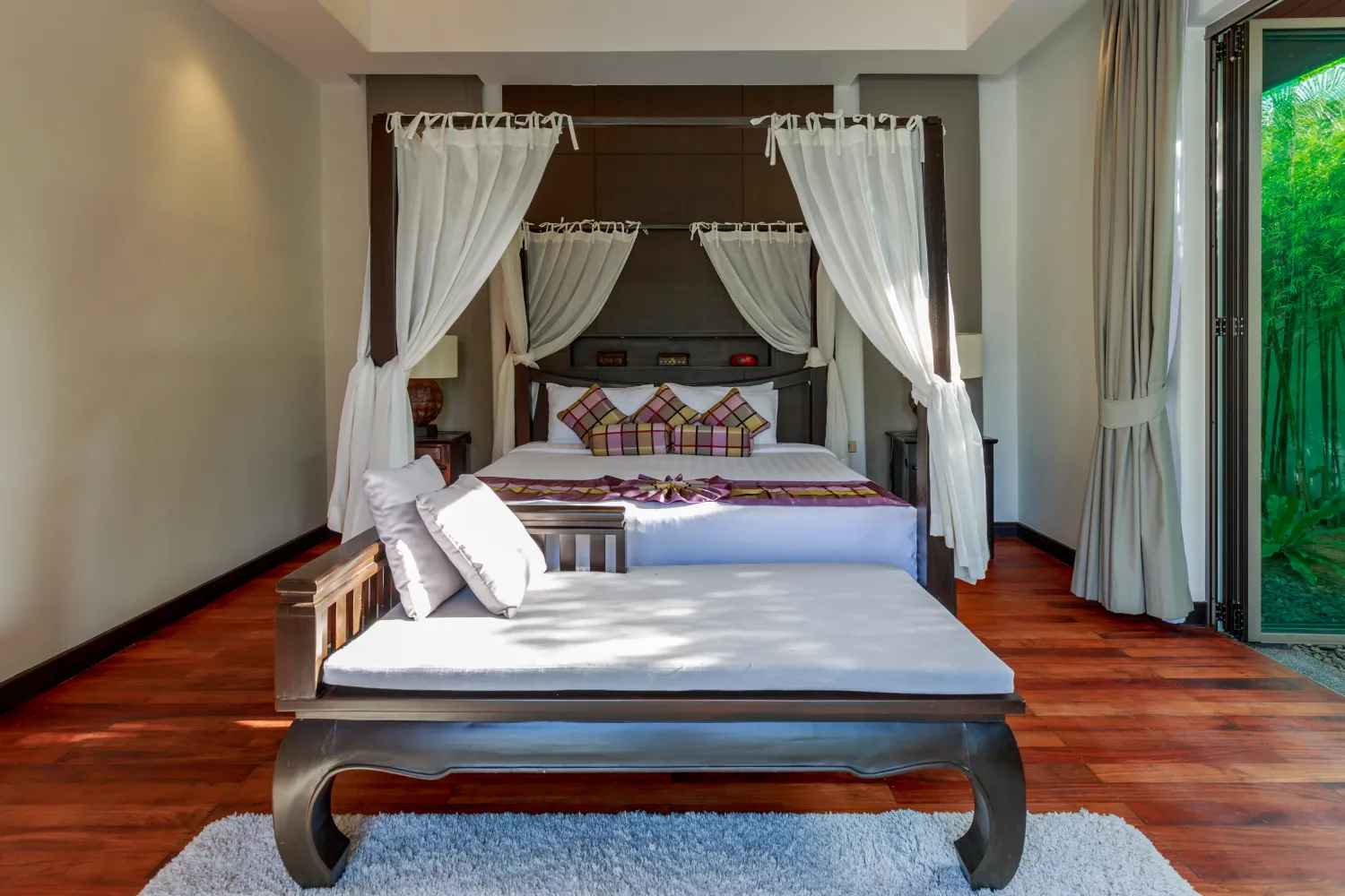Property image - full photo 38