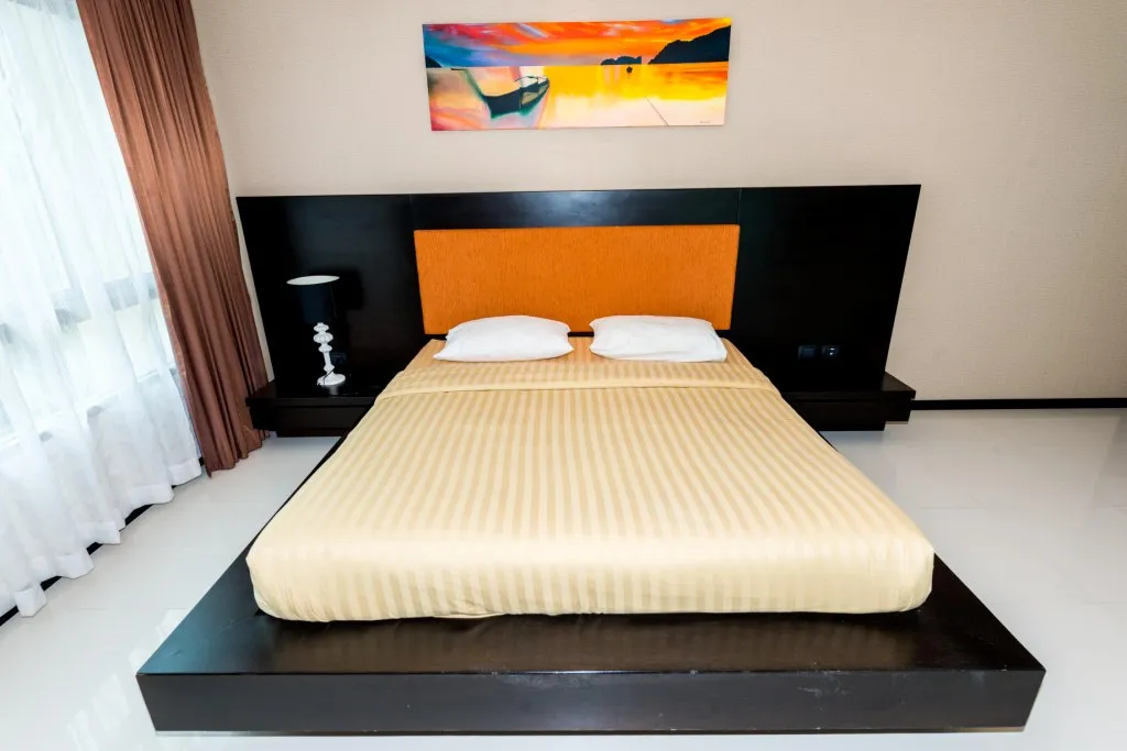 Property image - full photo 13