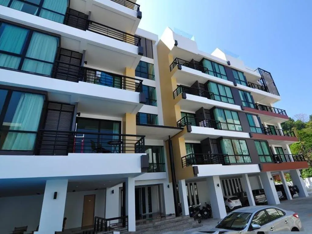 Property image - full photo 12