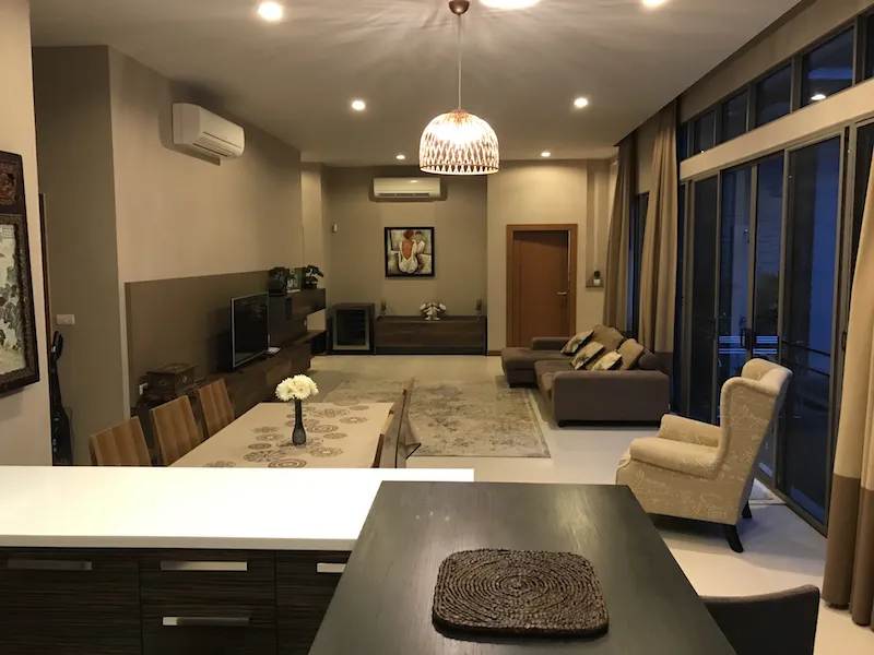 Property image - full photo 6