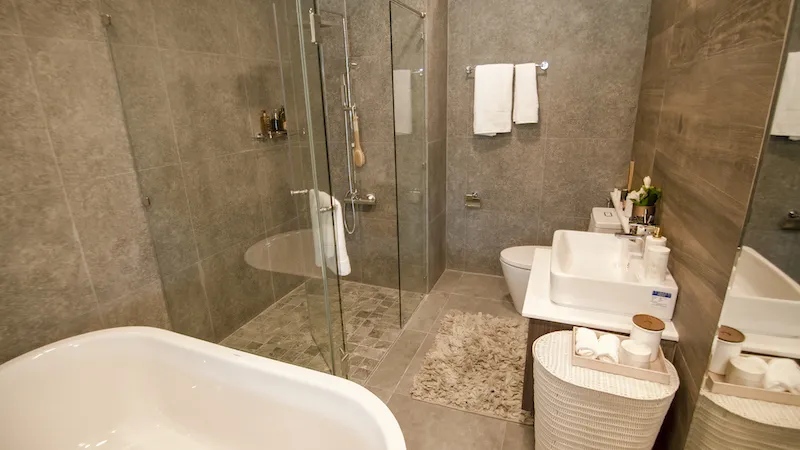 Property image - full photo 14