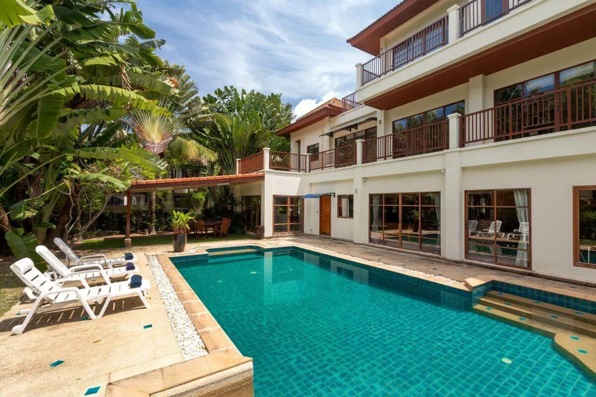 Property image - full photo 22