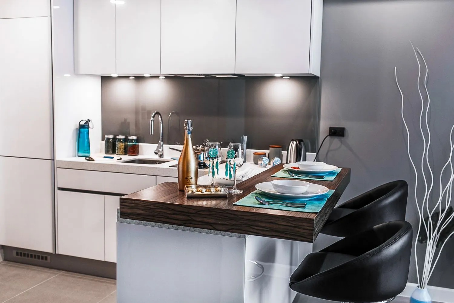Property image - full photo 4
