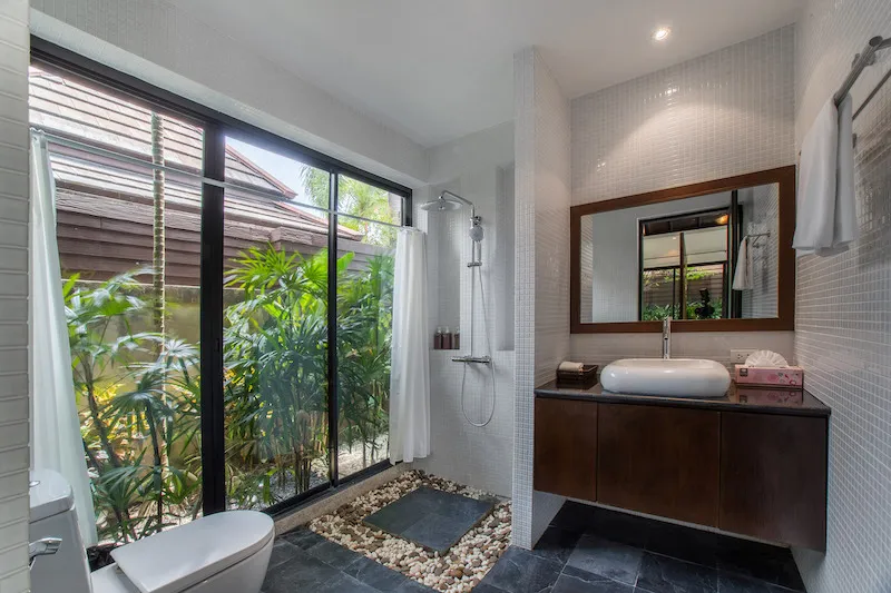 Property image - full photo 44