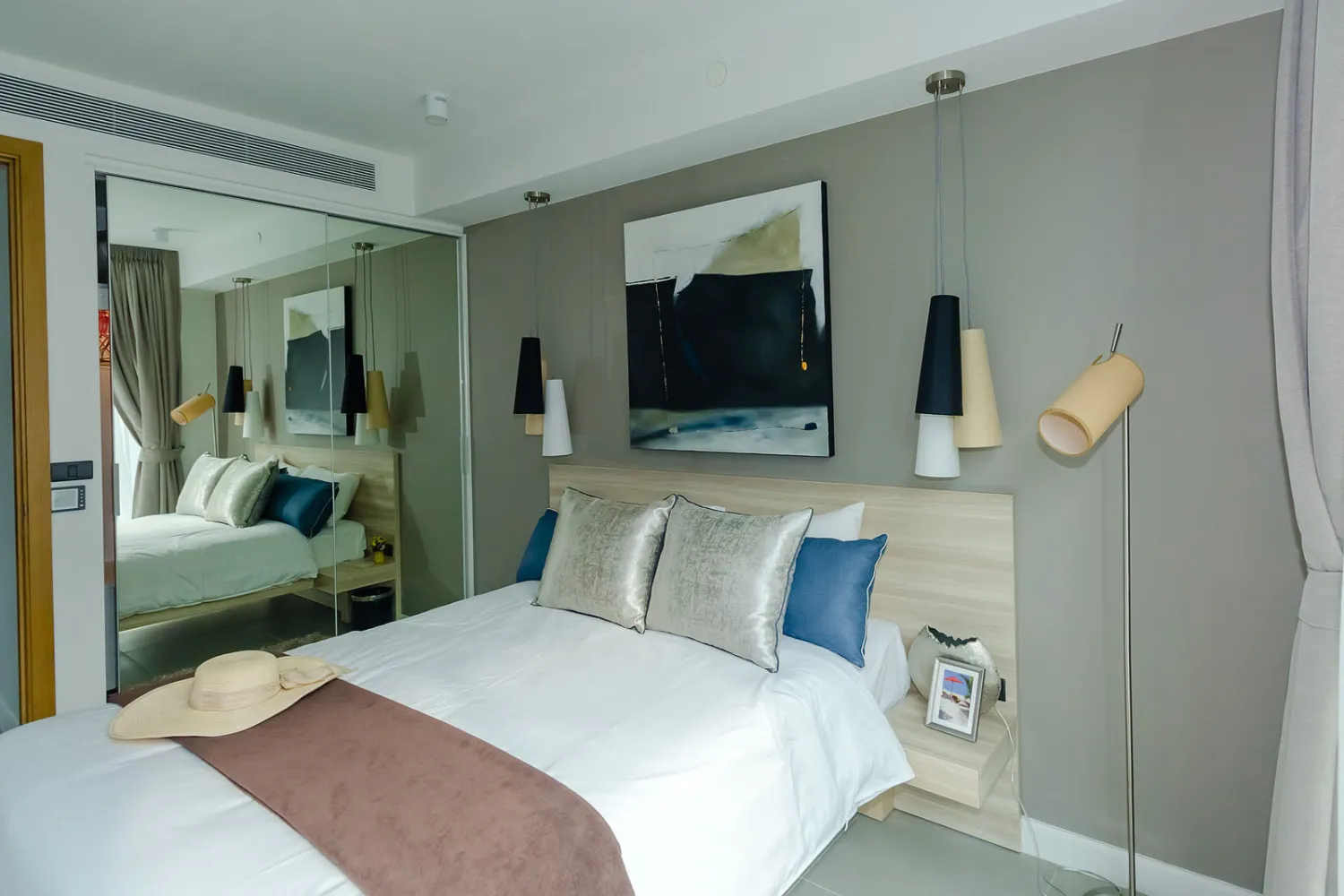 Property image - full photo 26