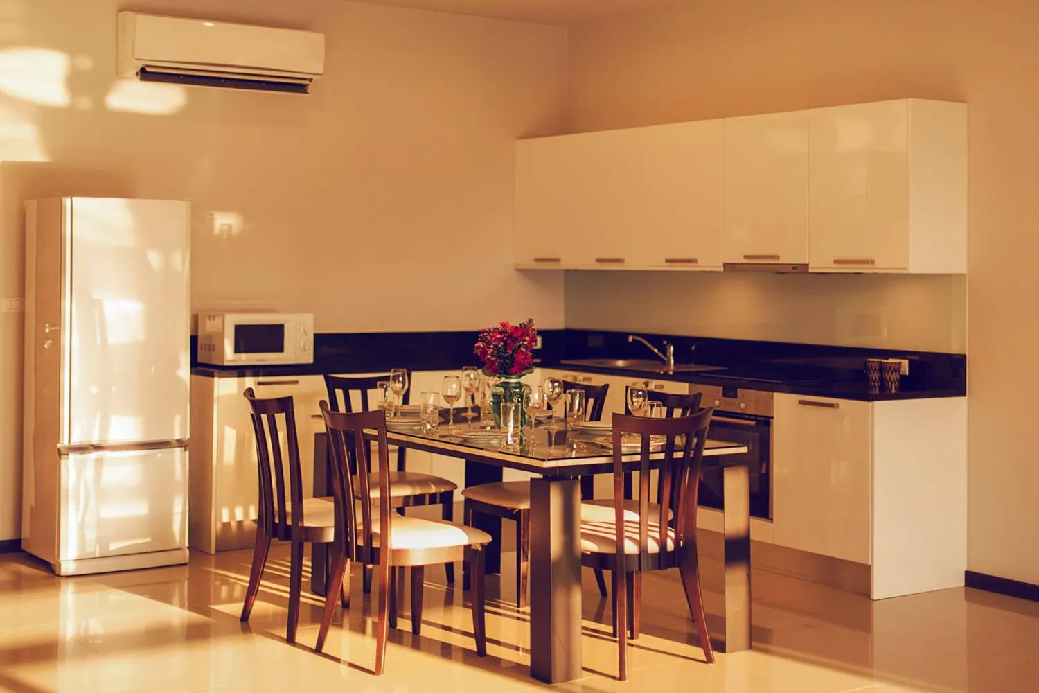 Property image - full photo 32