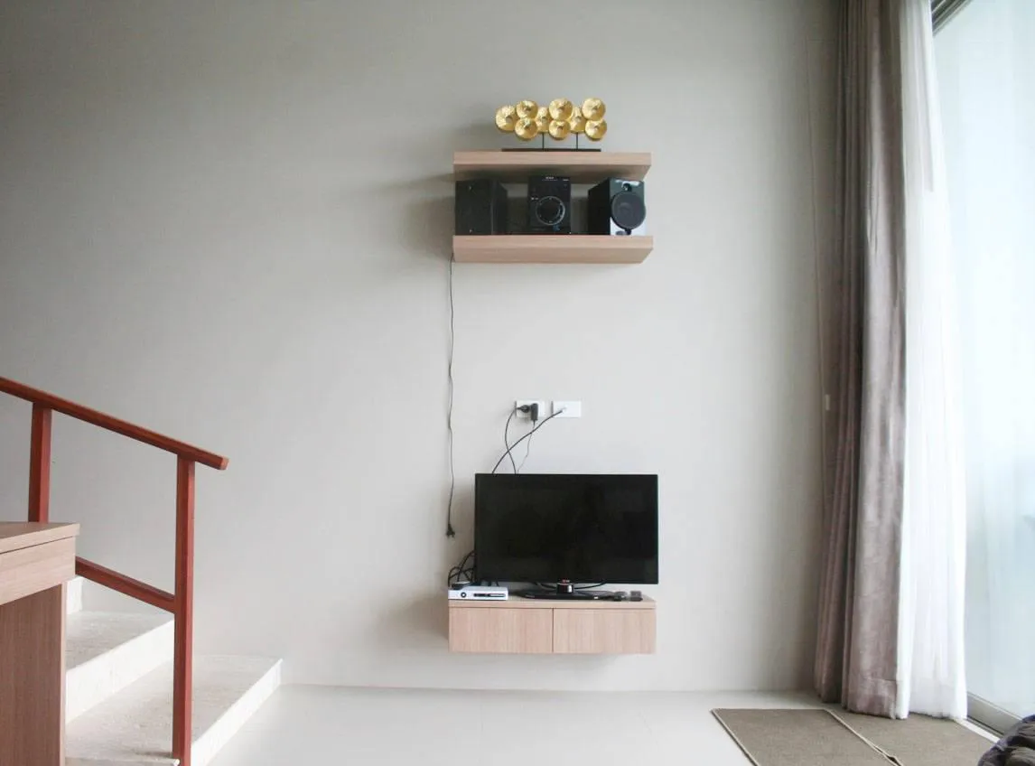Property image - full photo 3