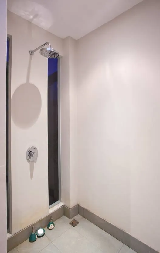 Property image - full photo 6