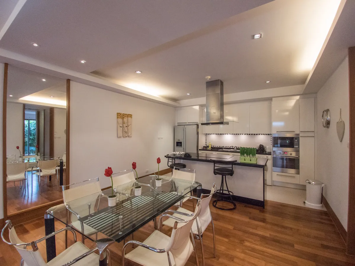 Property image - full photo 6