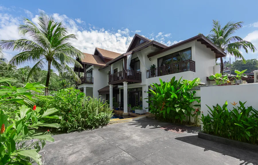 Property image - full photo 36