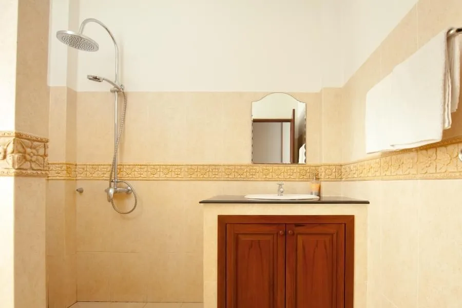 Property image - full photo 23