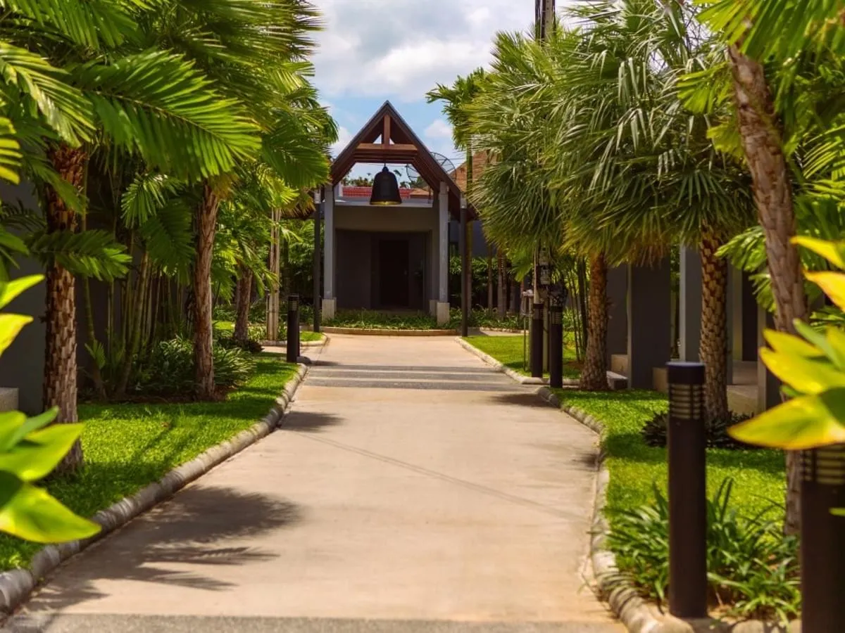 Property image - full photo 13