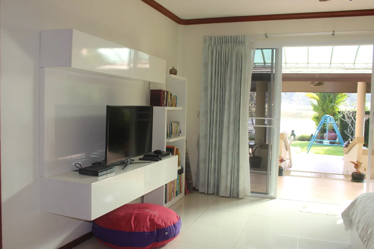 Property image - full photo 26