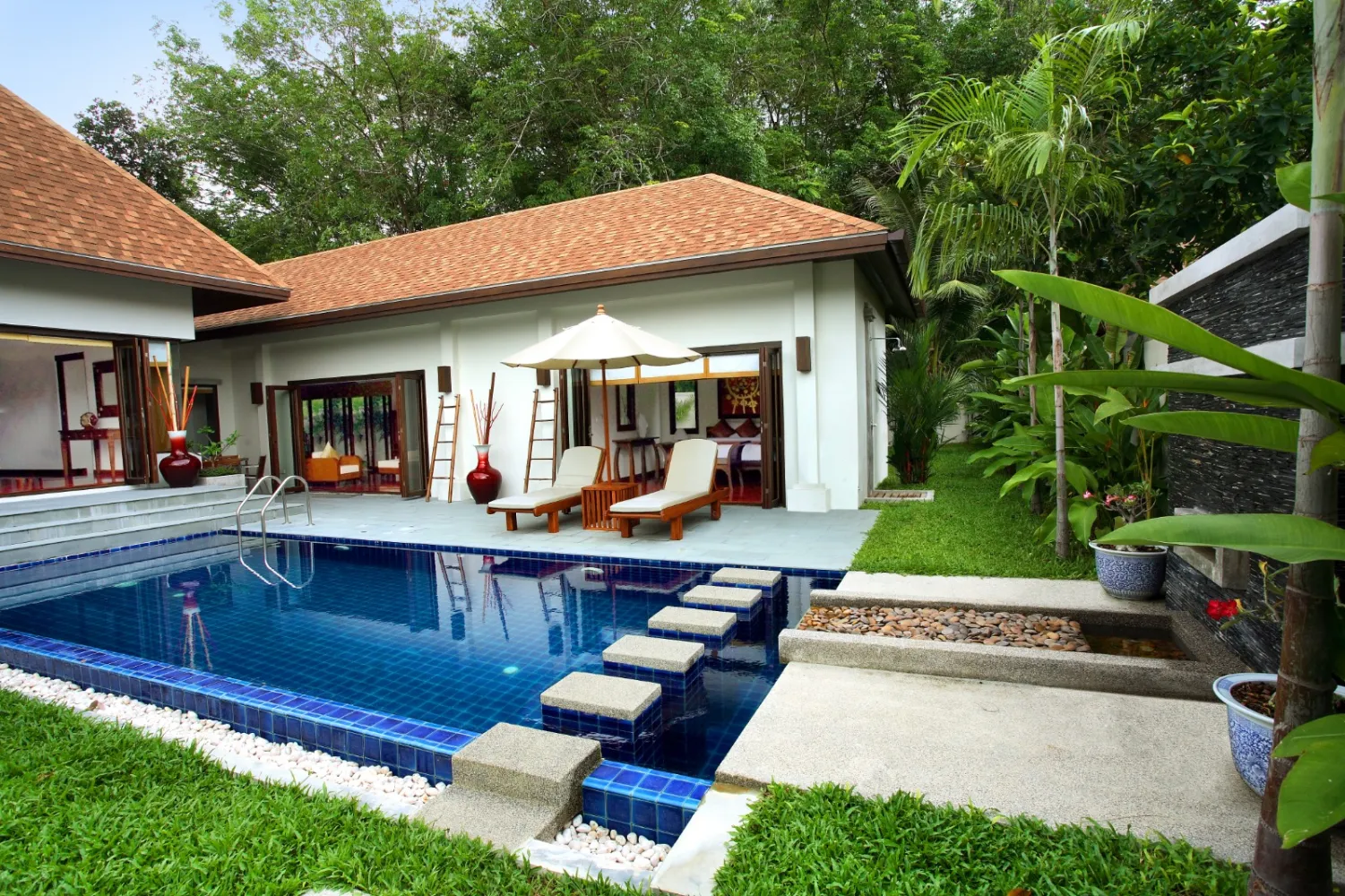 Property image - full photo 6