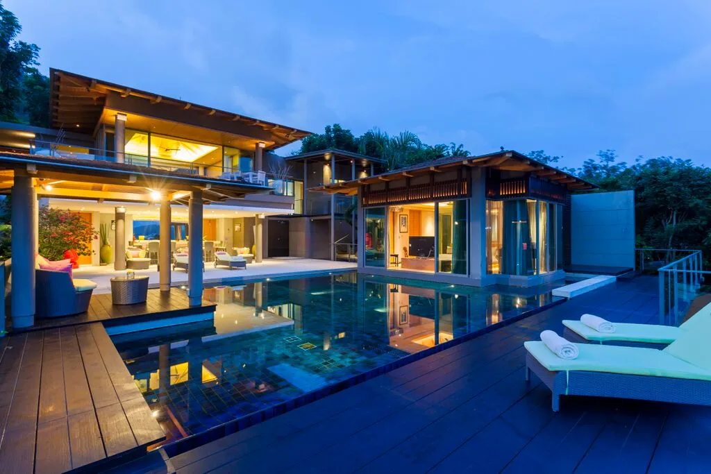 Property image - full photo 37