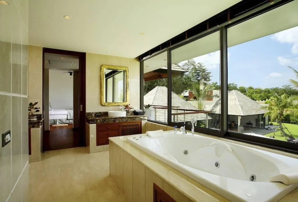 Property image - full photo 15