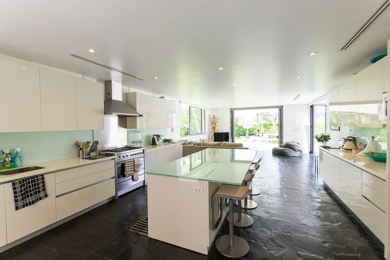 Property image - full photo 13