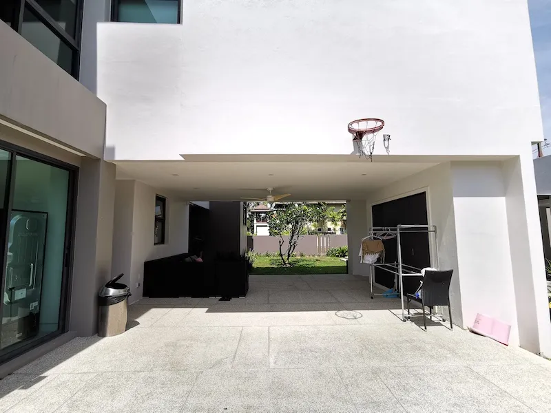 Property image - full photo 33
