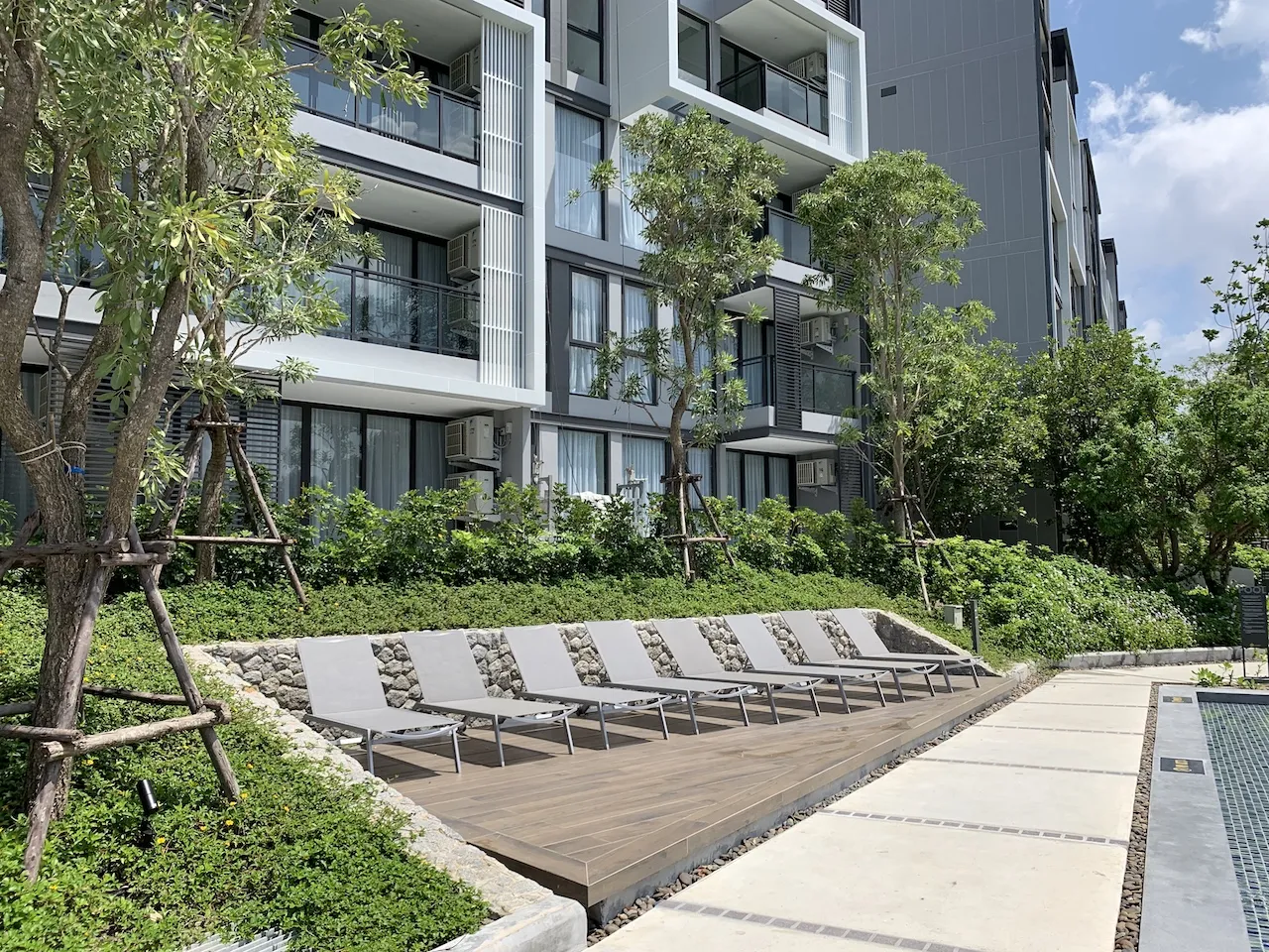 Property image - full photo 10