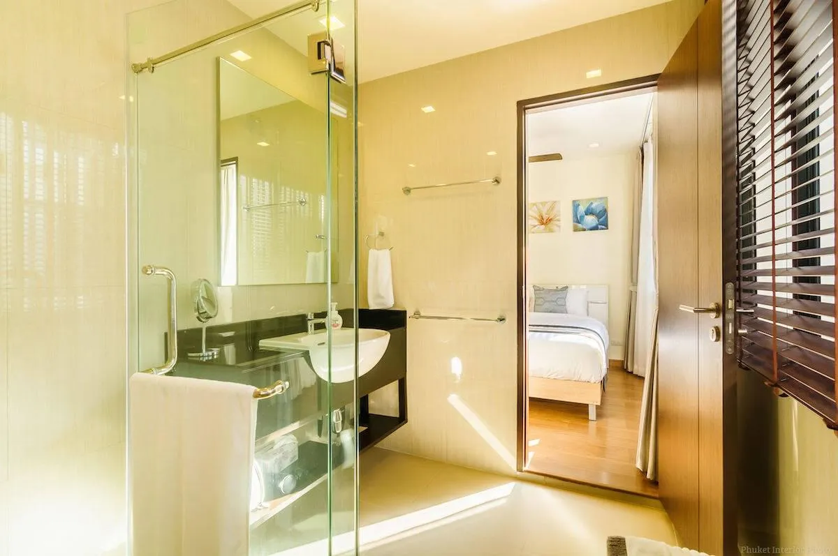 Property image - full photo 34