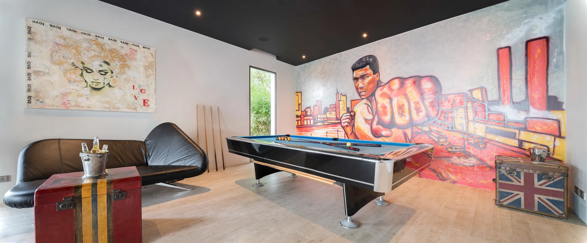 Property image - full photo 23