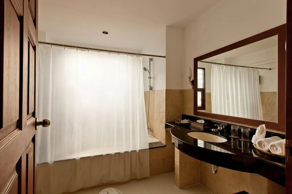 Property image - full photo 22