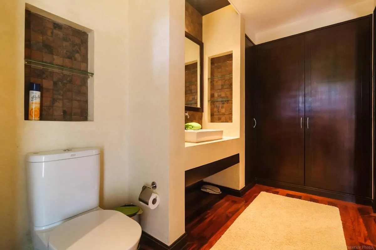 Property image - full photo 17