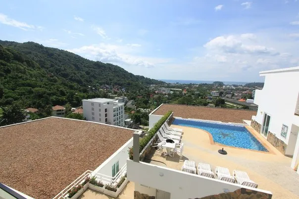 Property image - full photo 3