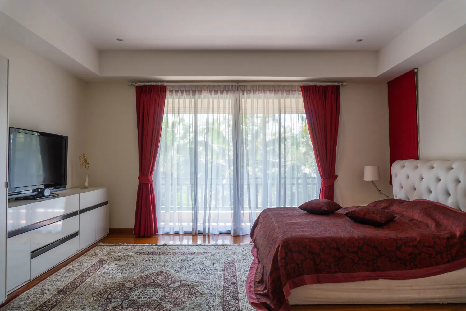 Property image - full photo 123