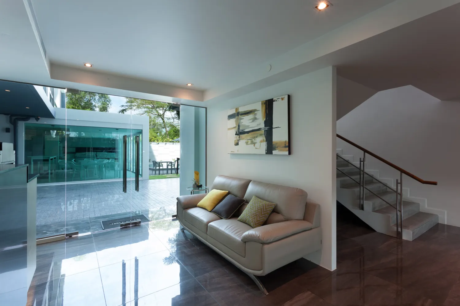 Property image - full photo 14
