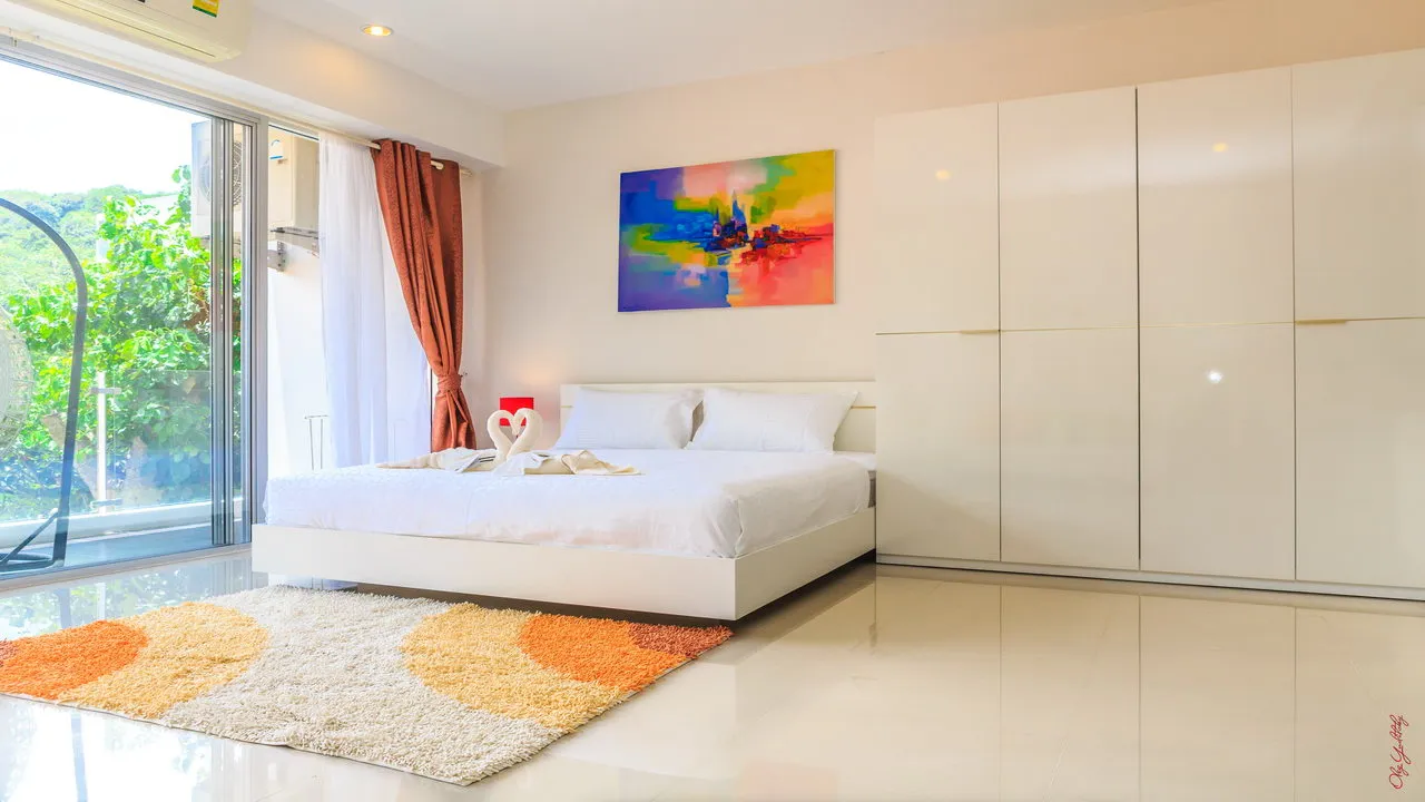 Property image - full photo 9