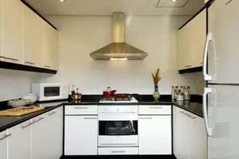 Property image - full photo 16
