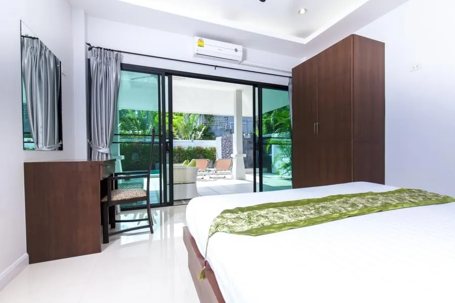 Property image - full photo 23