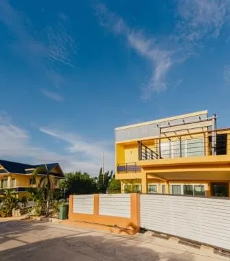 Property image - full photo 12