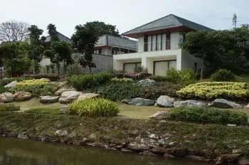 Property image - full photo 1