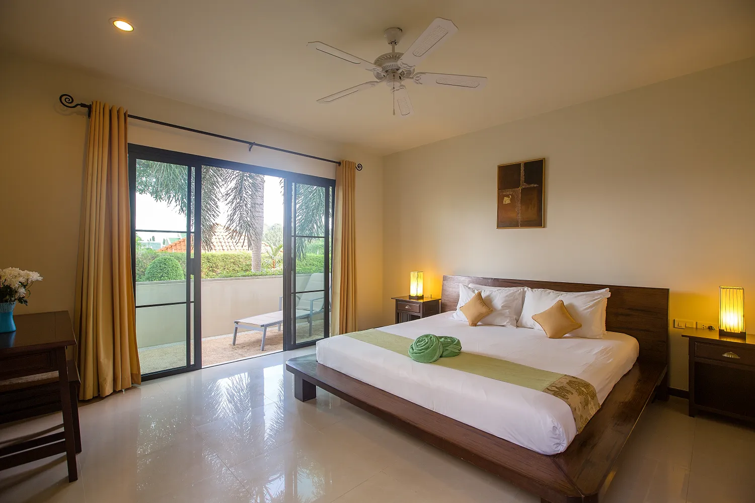 Property image - full photo 3