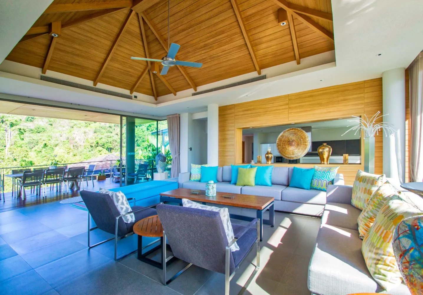 Property image - full photo 3