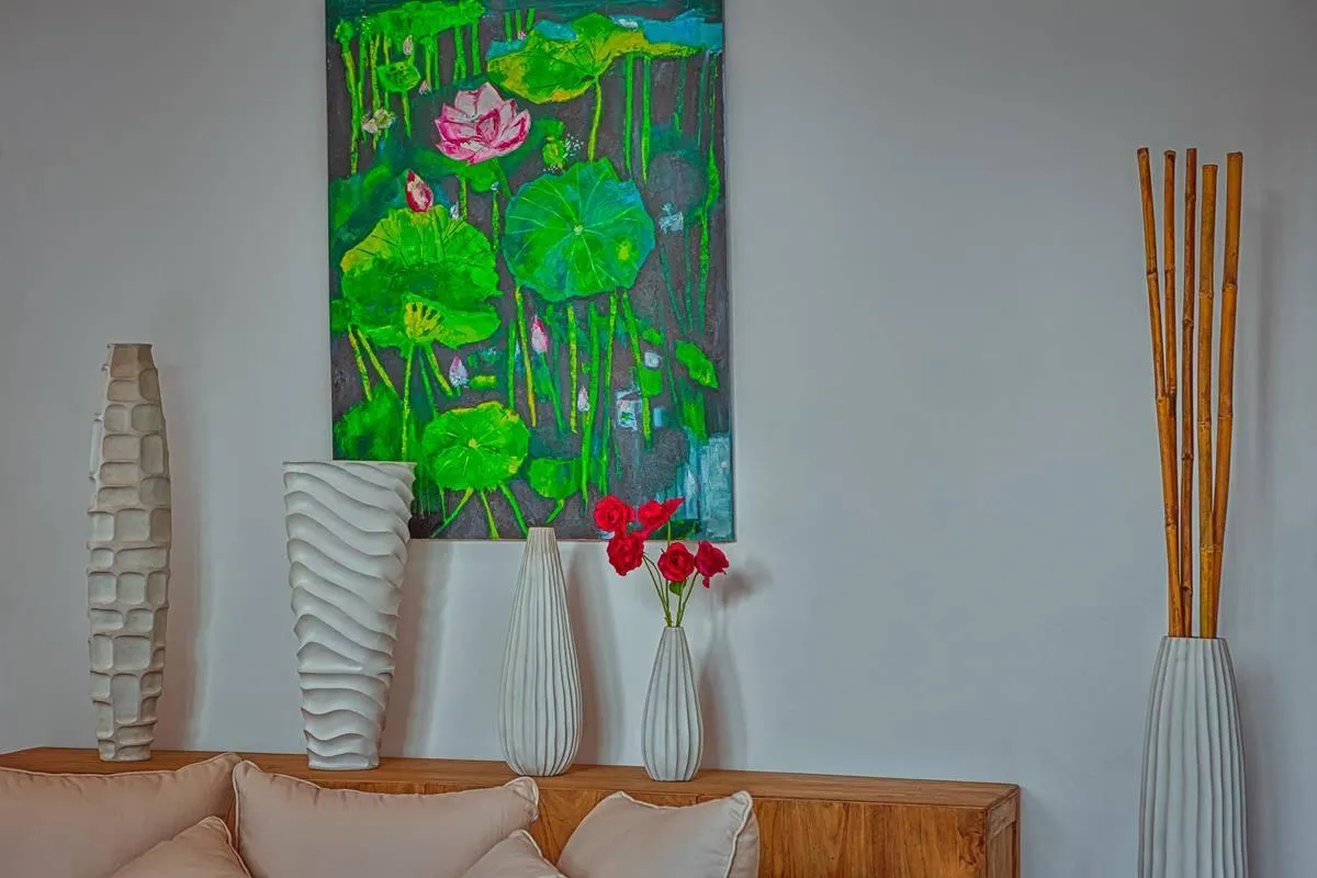 Property image - full photo 6