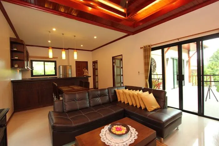 Property image - full photo 7