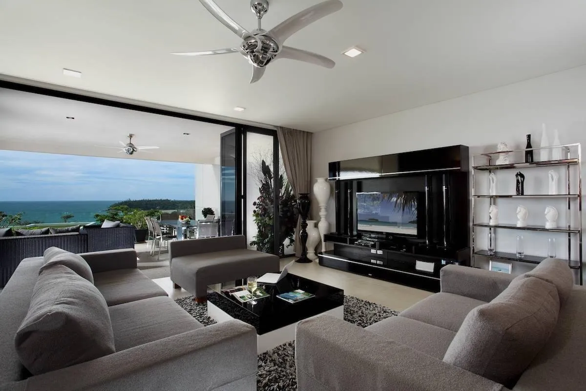 Property image - full photo 1
